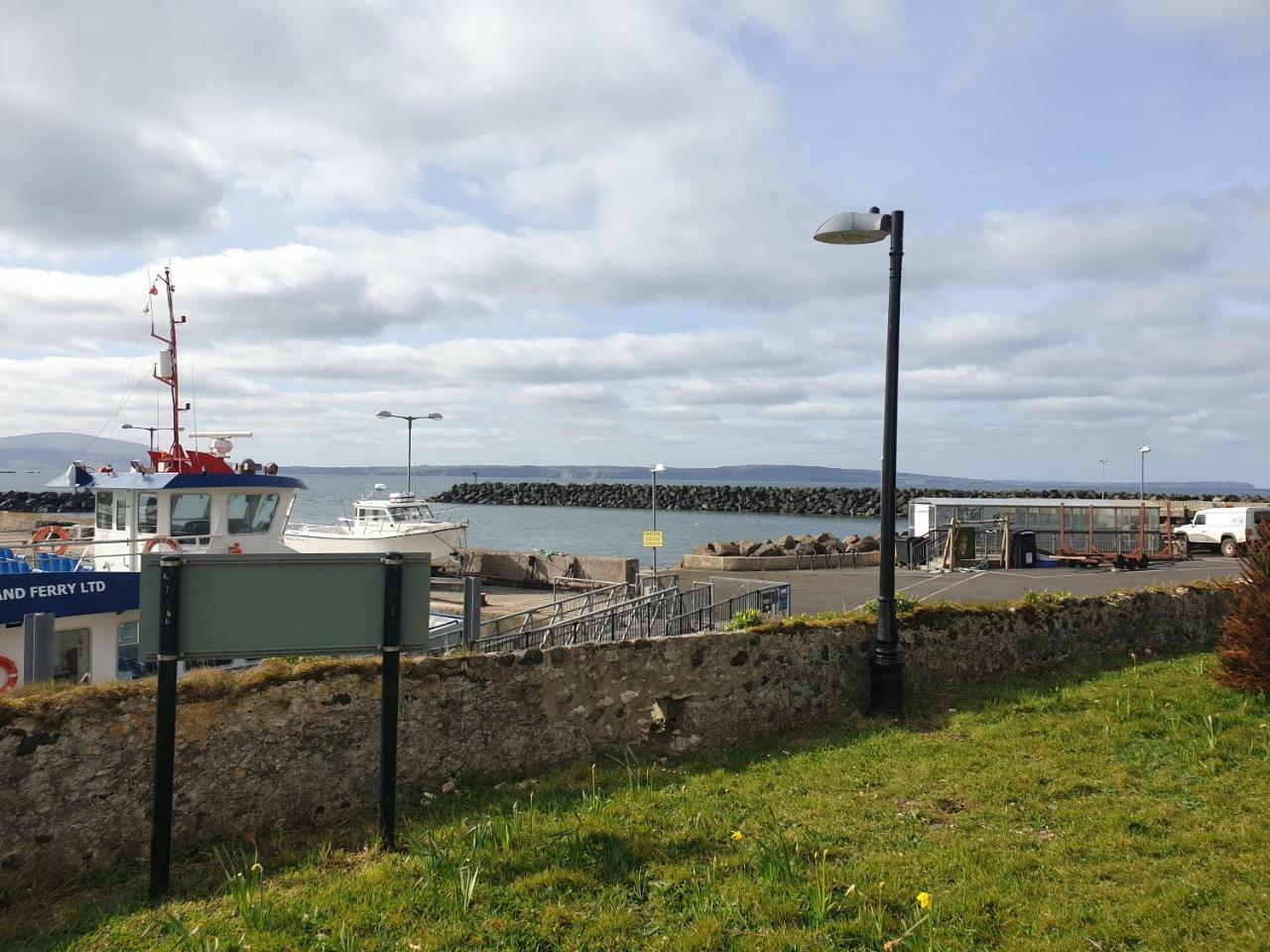 Manor House Rathlin Island Ballycastle Exterior foto